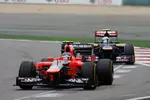 Foto zur News: Charles Pic (Marussia) vor Jean-Eric Vergne (Toro Rosso)