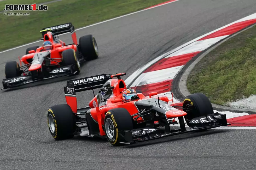 Foto zur News: Timo Glock (Marussia) und Charles Pic (Marussia)