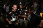 Foto zur News: Christian Horner (Teamchef) und Sebastian Vettel (Red Bull)