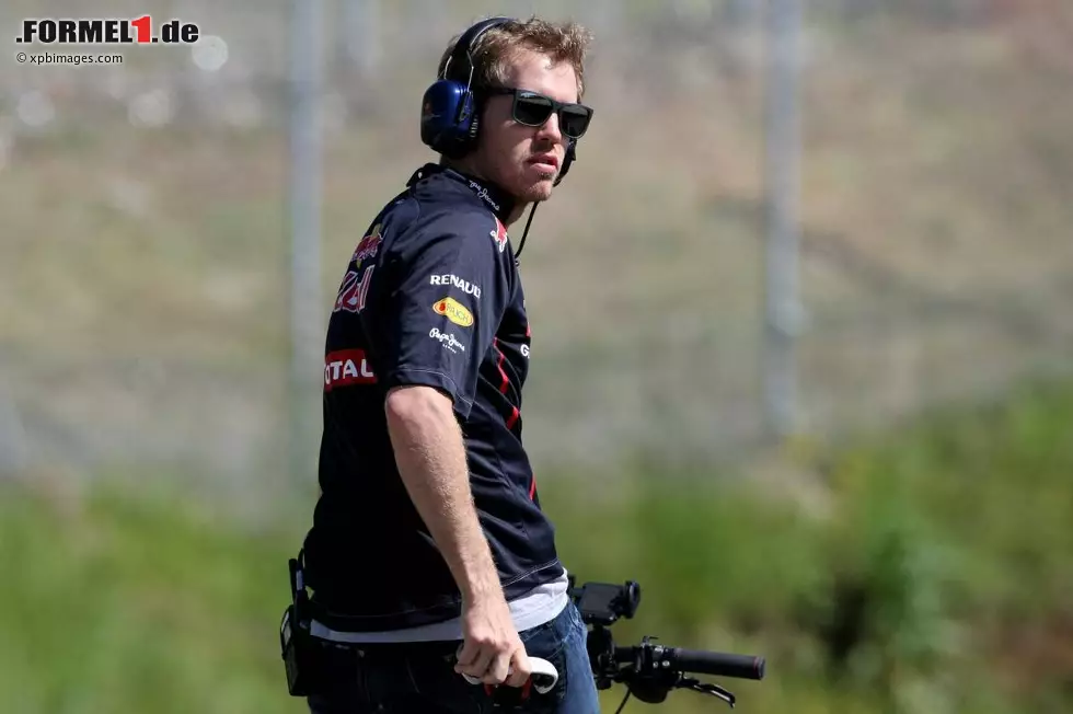 Foto zur News: Sebastian Vettel (Red Bull)