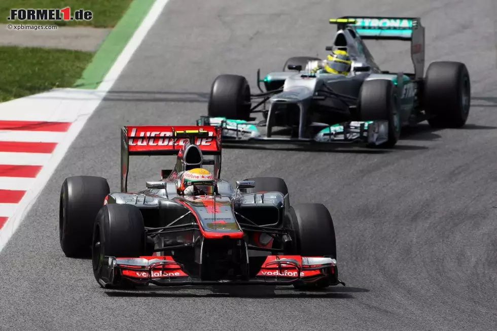 Foto zur News: Lewis Hamilton (McLaren) und Nico Rosberg (Mercedes)