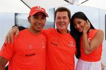 Foto zur News: Lewis Hamilton (McLaren) mit Manager Simon Fuller und Nicole Scherzinger