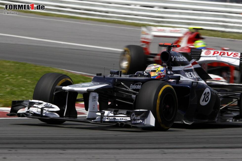 Foto zur News: Pastor Maldonado (Williams) und Felipe Massa (Ferrari)