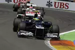 Foto zur News: Bruno Senna (Williams) und Sergio Perez (Sauber)