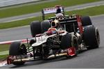 Foto zur News: Als es dann doch einmal trocken war: Romain Grosjean (Lotus) und Pastor Maldonado (Williams)