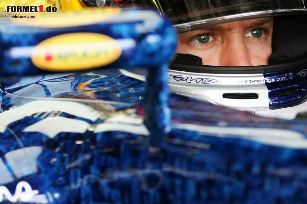 Foto zur News: Sebastian Vettel (Red Bull)