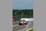 Foto zur News: Paul di Resta (Force India) schleppt sich zurück an die Box