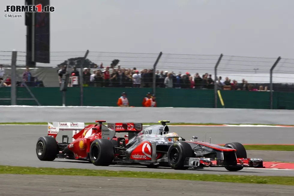 Foto zur News: Lewis Hamilton (McLaren) und Fernando Alonso (Ferrari)