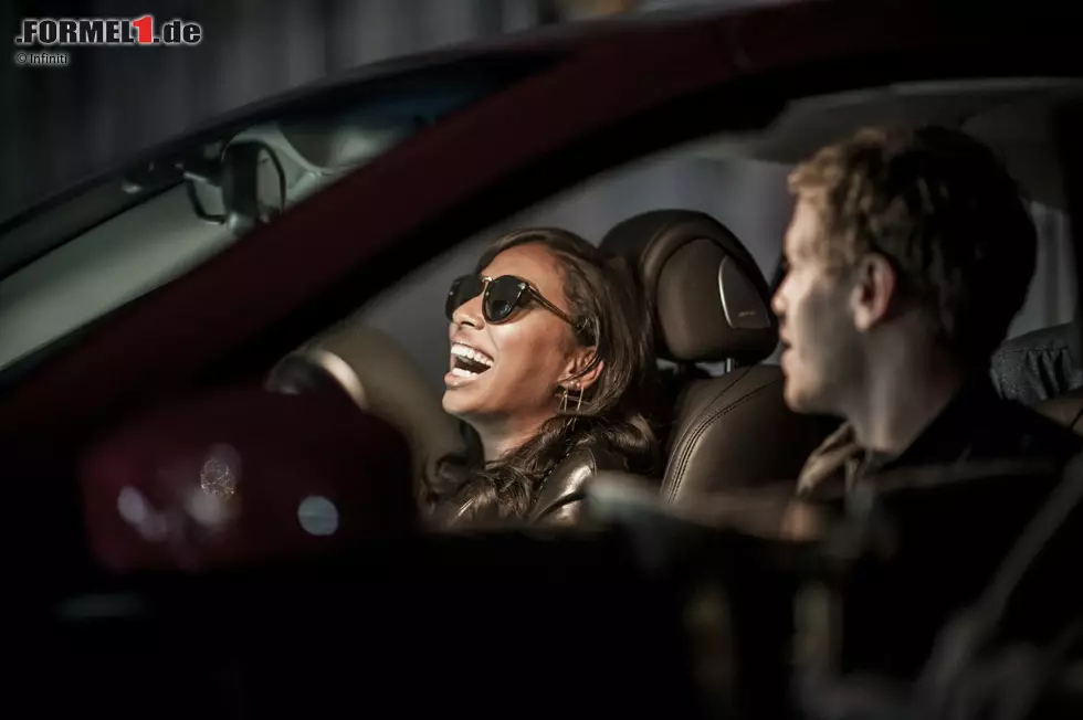 Foto zur News: Powered by Infiniti: Dreh zu Melanie Fionas neuem Musikvideo mit Sebastian Vettel (Red Bull)