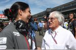 Foto zur News: Monisha Kaltenborn (Sauber) und Bernie Ecclestone