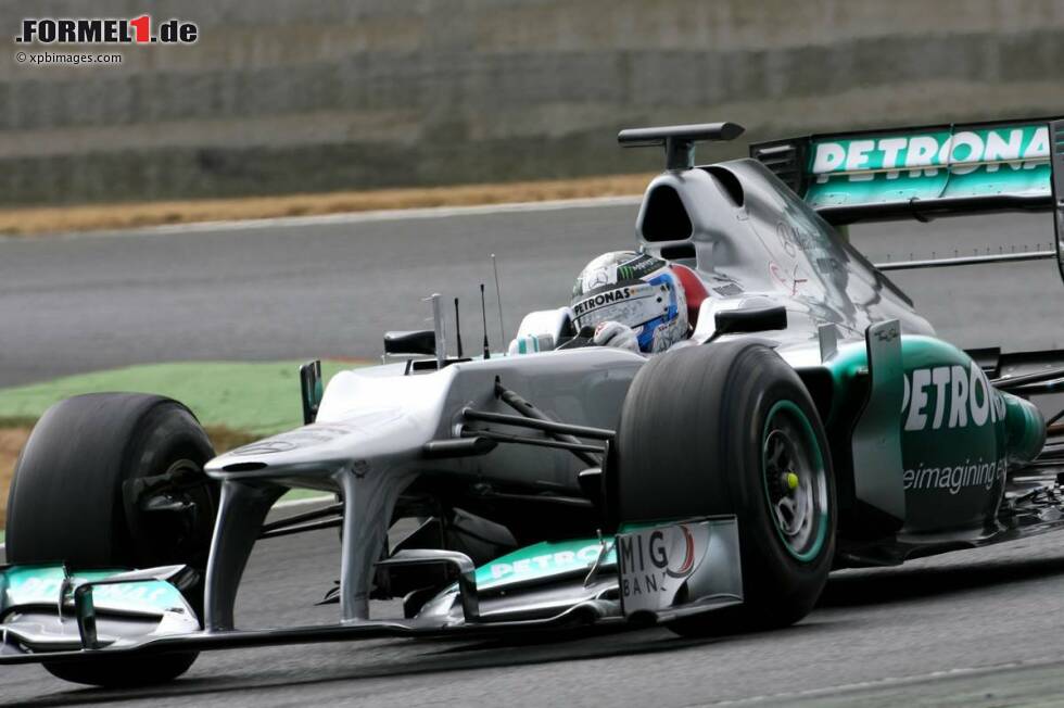 Foto zur News: Für Mercedes ist Testfahrer Sam Bird im Einsatz