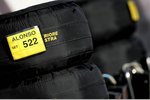 Foto zur News: Reifen für Fernando Alonso (Ferrari), verpackt in Heizdecken