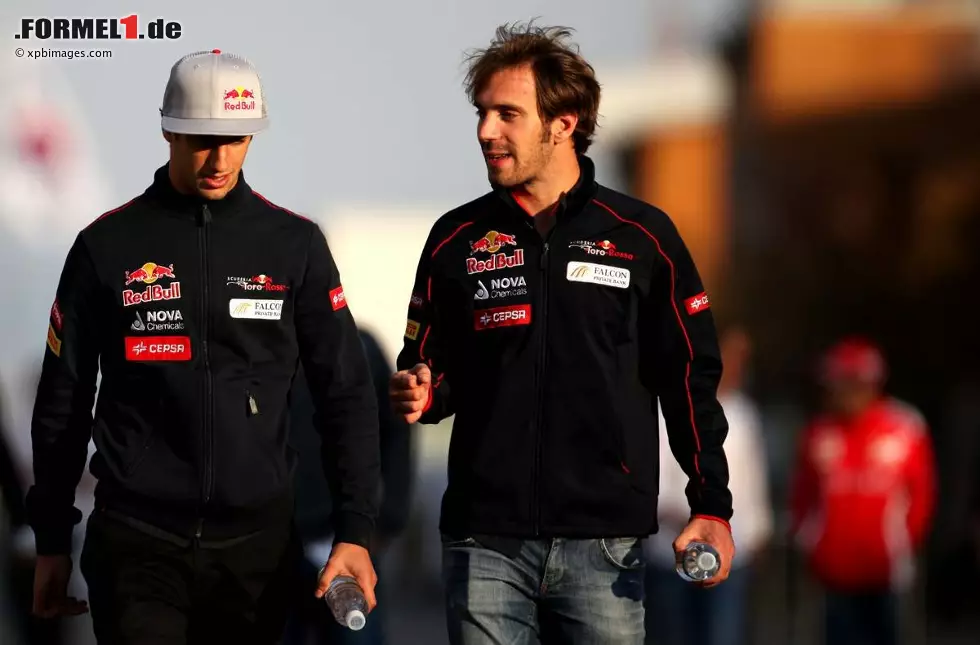 Foto zur News: Daniel Ricciardo (Toro Rosso) und Jean-Eric Vergne (Toro Rosso)