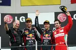 Gallerie: Adrian Newey (Technischer Direktor, Red Bull), Mark Webber (Red Bull), Sebastian Vettel (Red Bull) und Fernando Alonso (Ferrari)