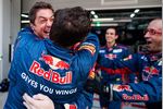 Foto zur News: Jean-Eric Vergne (Toro Rosso) und Daniel Ricciardo (Toro Rosso)