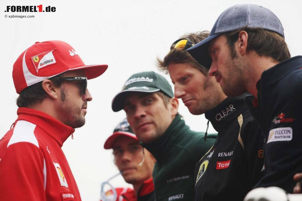 Foto zur News: Fernando Alonso (Ferrari), Charles Pic (Marussia), Witali Petrow (Caterham), Romain Grosjean (Lotus) und Jean-Eric Vergne (Toro Rosso)