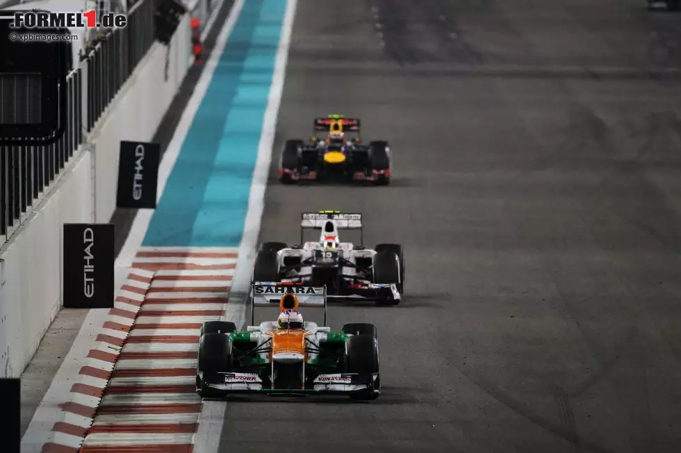 Foto zur News: Paul di Resta (Force India) und Sergio Perez (Sauber)