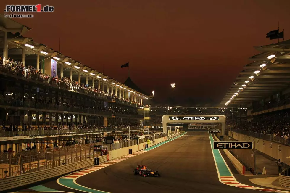 Foto zur News: Sebastian Vettel (Red Bull)