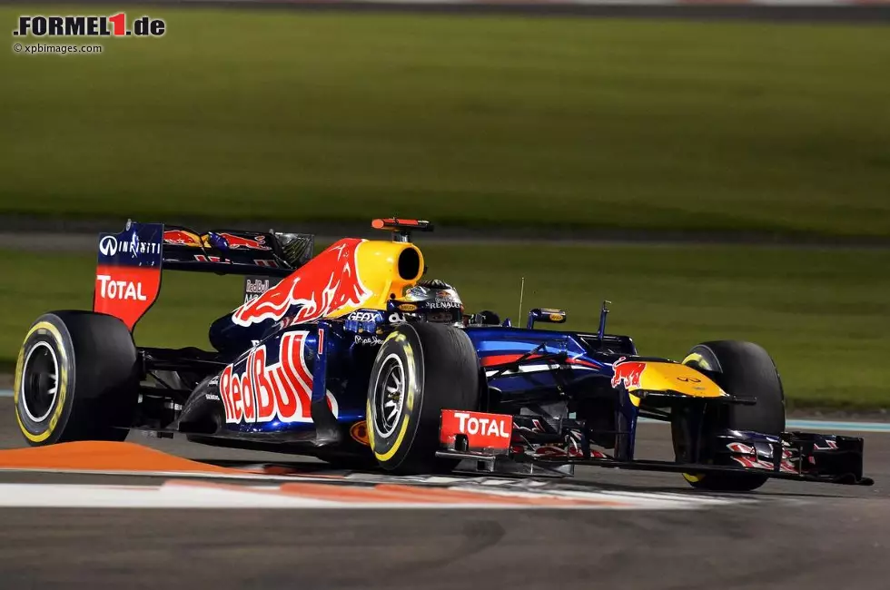 Foto zur News: Sebastian Vettel (Red Bull)