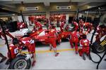 Foto zur News: Boxenstopp-Übungen bei Ferrari