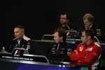 Gallerie: Eric Boullier (Lotus-Teamchef), Norbert Haug (Mercedes-Motorsportchef), Martin Whitmarsh (Teamchef, McLaren), Christian Horner (Red-Bull-Teamchef) und Stefano Domenicali (Ferrari-Teamchef)