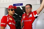 Foto zur News: Felipe Massa (Ferrari) und Stefano Domenicali (Ferrari-Teamchef)