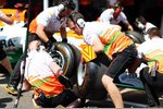 Foto zur News: Force India übt Boxenstopps