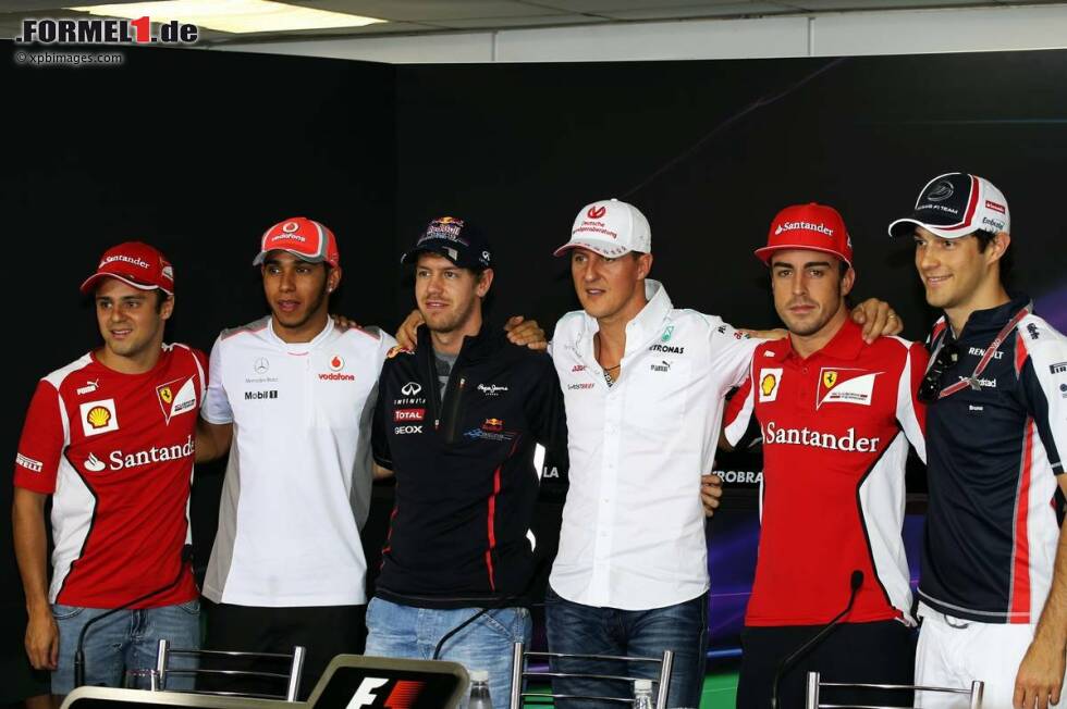Foto zur News: Donnerstags-Pressekonferenz mit Felipe Massa (Ferrari), Lewis Hamilton (McLaren), Sebastian Vettel (Red Bull), Michael Schumacher (Mercedes), Fernando Alonso (Ferrari) und Bruno Senna (Williams)