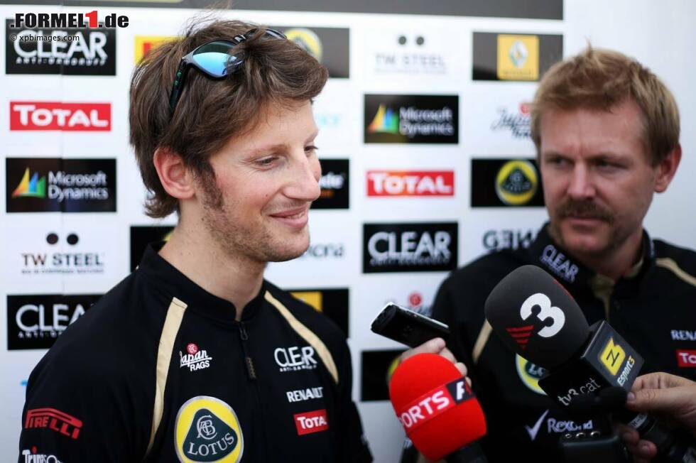 Foto zur News: Romain Grosjean (Lotus) und Pressesprecher Andy Stobart