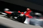 Foto zur News: Timo Glock (Marussia) lässt es qualmen