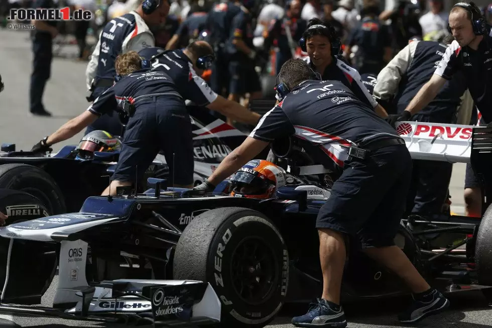 Foto zur News: Bruno Senna (Williams) und Pastor Maldonado (Williams)