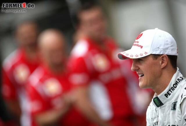Foto zur News: Michael Schumacher erholt sich ab sofort zuhause von seinem schweren Ski-Unfall, ...