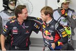 Foto zur News: Christian Horner (Red-Bull-Teamchef) und Sebastian Vettel (Red Bull)