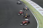 Gallerie: Fernando Alonso vor Mark Webber und  Felipe Massa