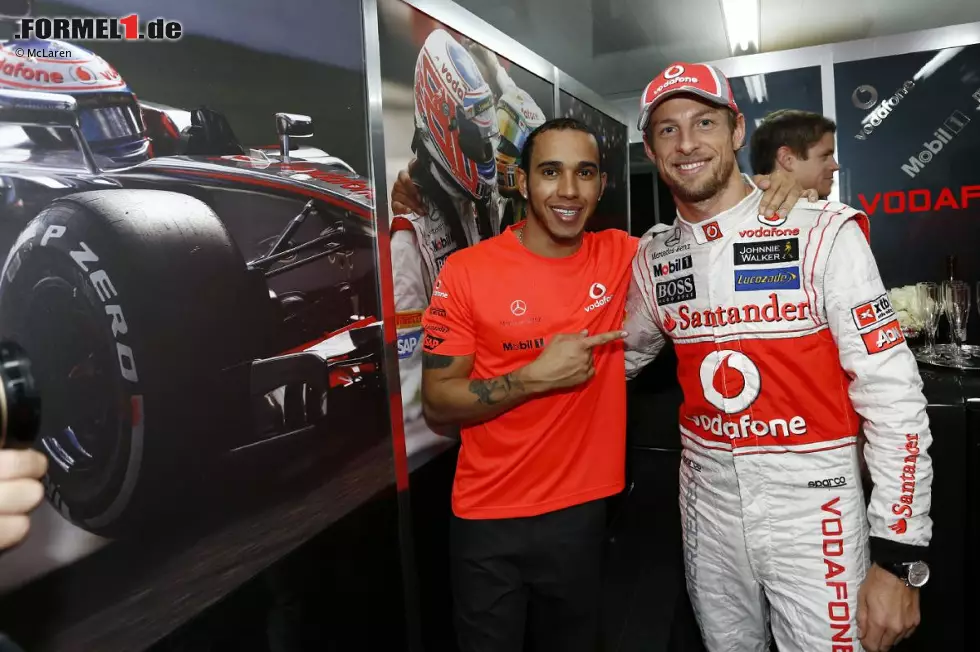 Foto zur News: Lewis Hamilton (McLaren) und Jenson Button (McLaren)