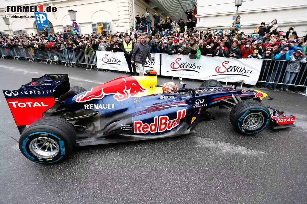 Foto zur News: Sebastian Vettel (Red Bull)