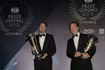 Foto zur News: Sebastian Vettel und Teamchef Christian Horner (Formel-1-Weltmeister)