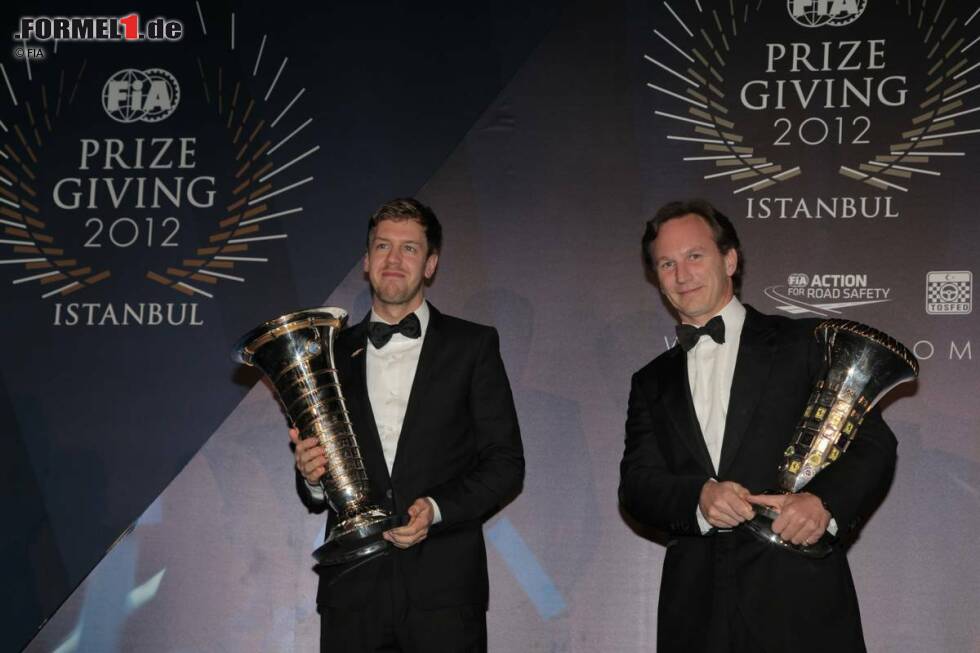 Foto zur News: Sebastian Vettel und Teamchef Christian Horner (Formel-1-Weltmeister)