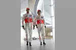 Foto zur News: Jenson Button (McLaren) und Sergio Perez (McLaren)