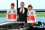 Foto zur News: Jenson Button (McLaren), Martin Whitmarsh und Sergio Perez (McLaren)