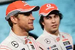 Foto zur News: Jenson Button (McLaren) und Sergio Perez (McLaren)