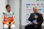 Foto zur News: Paul di Resta (Force India) und Johnny Herbert