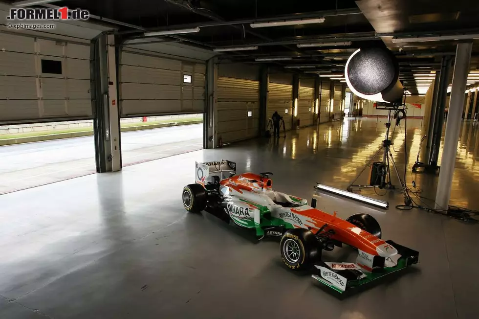 Foto zur News: Force-India-Mercedes VJM06