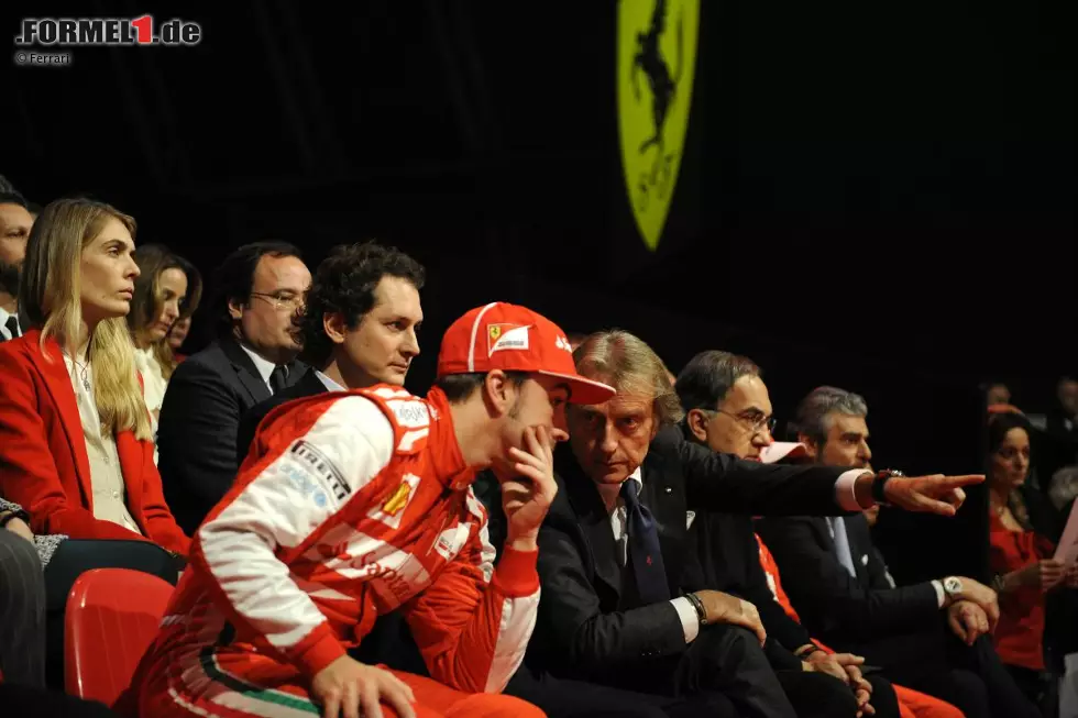 Foto zur News: Fernando Alonso, John Elkann, Luca di Montezemolo und Sergio Marchionne (Ferrari)