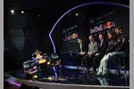 Foto zur News: Adrian Newey, Christian Horner, Mark Webber (Red Bull) und Sebastian Vettel (Red Bull)
