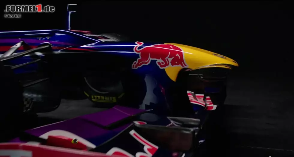 Foto zur News: Präsentation des Red-Bull-Renault RB9