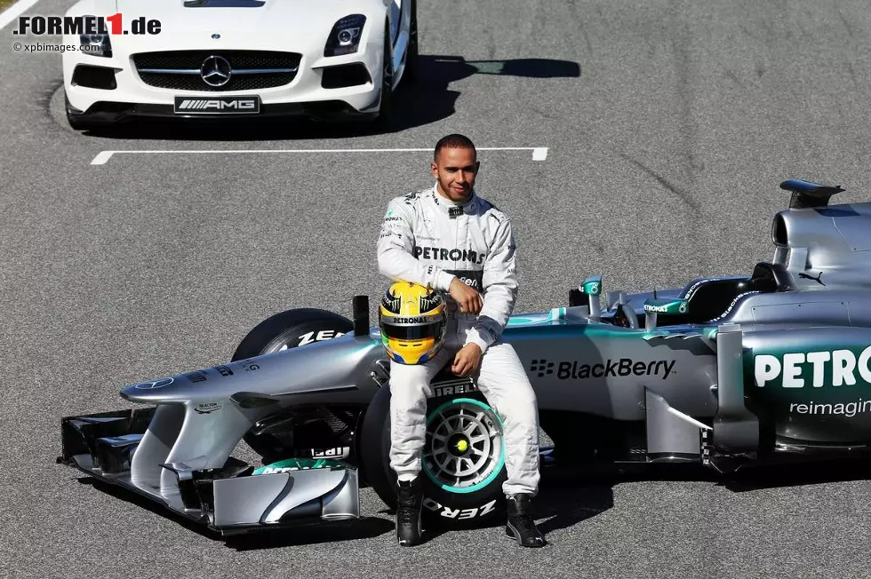 Foto zur News: Lewis Hamilton (Mercedes) mit dem F1 W04