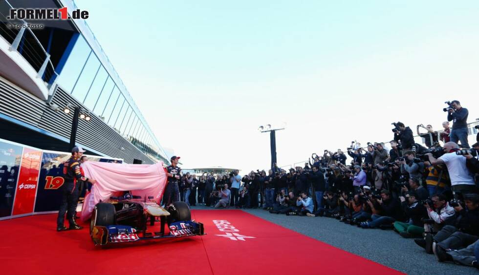Foto zur News: Jean-Eric Vergne (Toro Rosso) und Daniel Ricciardo (Toro Rosso)