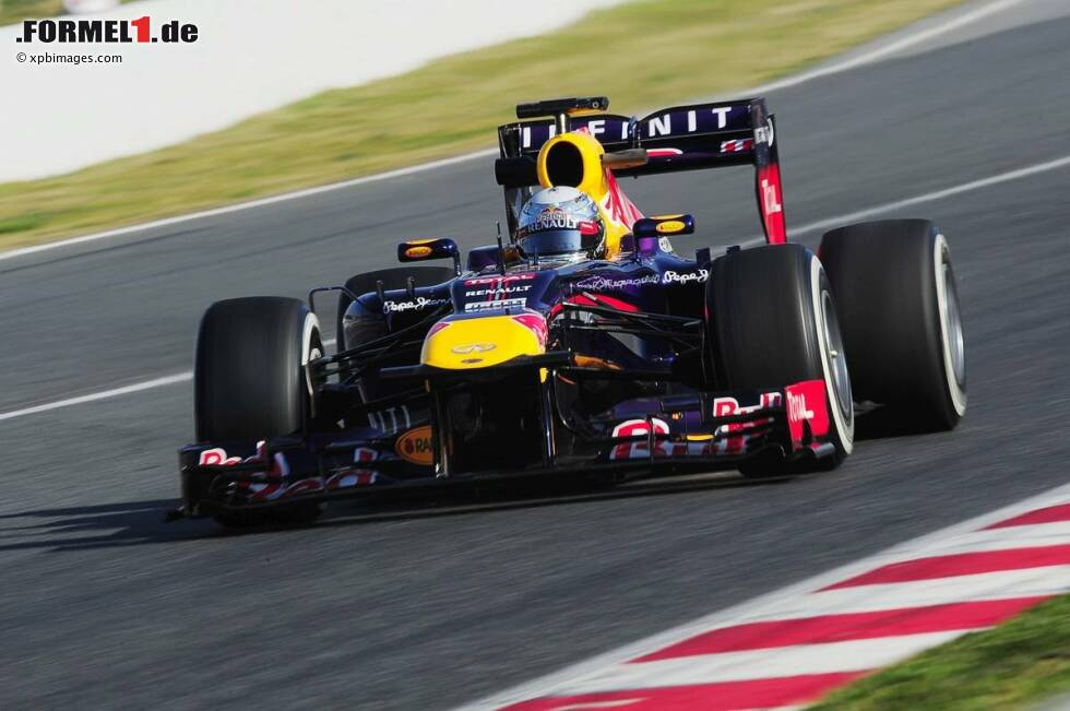 Foto zur News: Sebastian Vettel (Red Bull) ist schon bei den Testfahrten in Bestform
