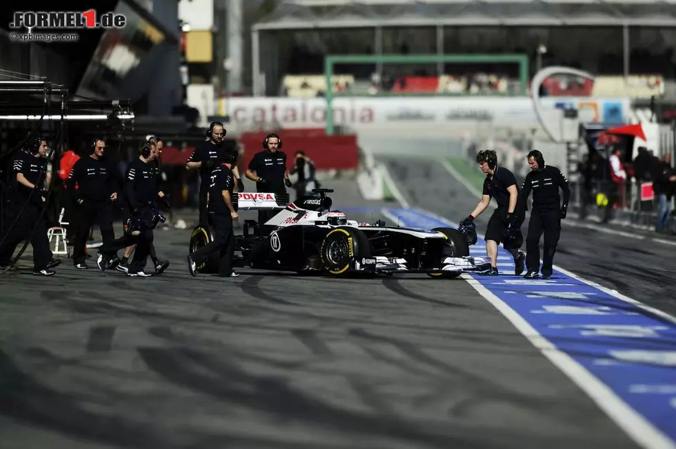 Foto zur News: Boxenstopp-Training bei Valtteri Bottas (Williams)